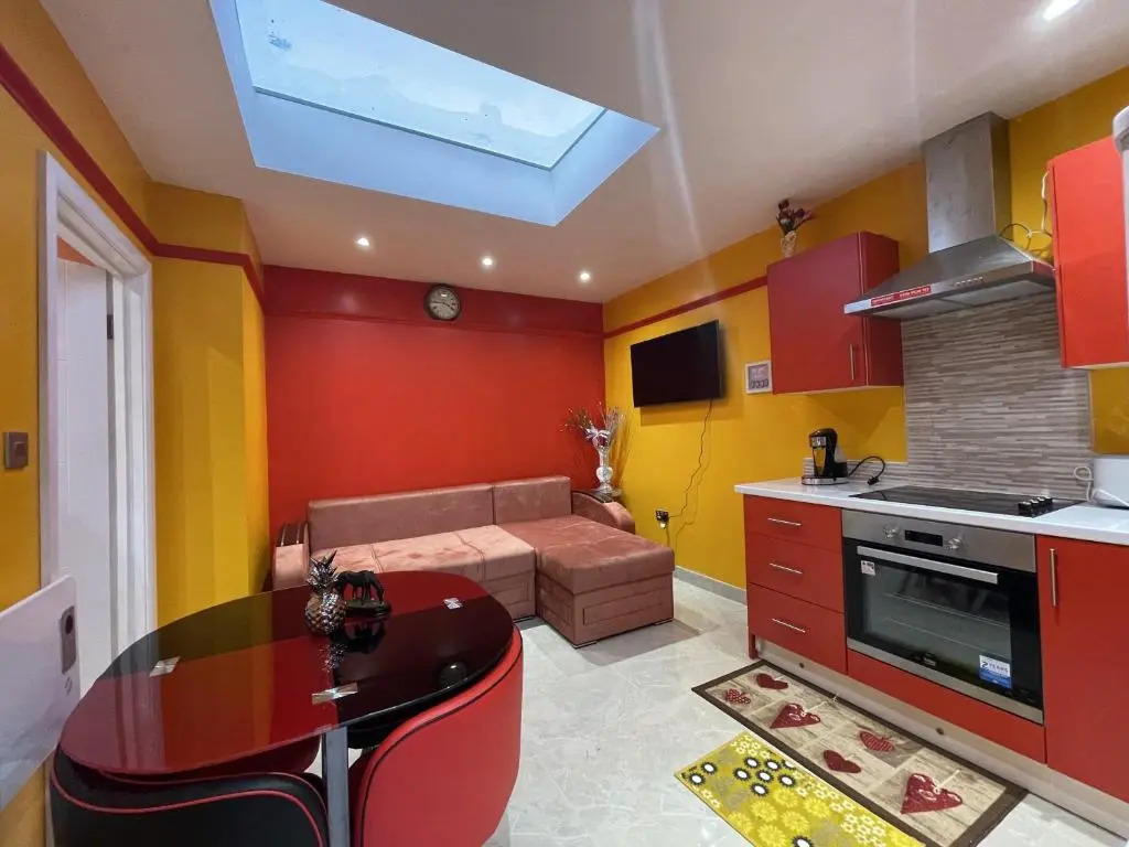Modern Garden House