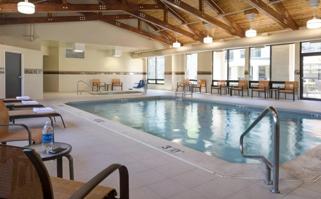 Courtyard by Marriott Anchorage Airport