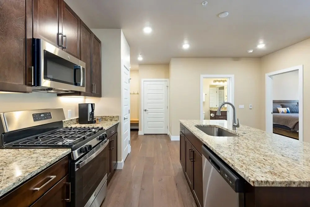 103 Clearwater Lofts 1 Bedroom Condo by Redawning