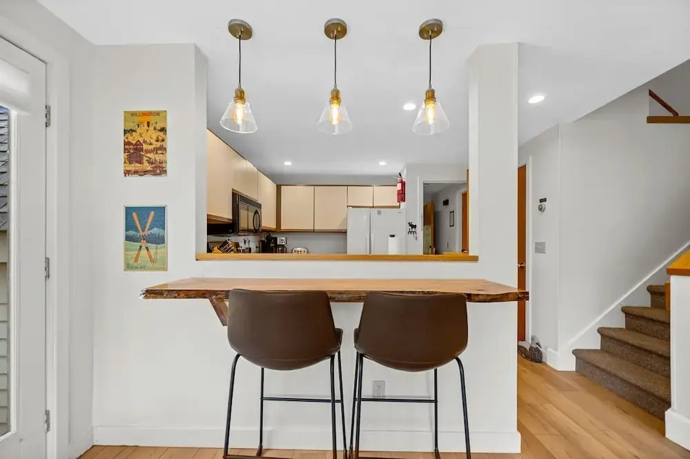 Beautiful 2br/2ba Fall Line Condo W/ Mountain Views, Pool, Hot Tub, Sauna, Shuttle. G6b 2 Bedroom Condo