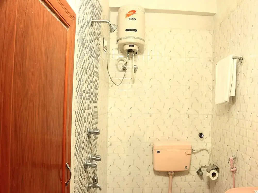 OYO 1058 Hotel Royal Garden