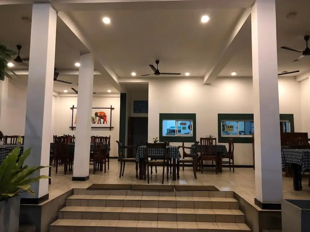 Dasu’s Restaurant & Villa