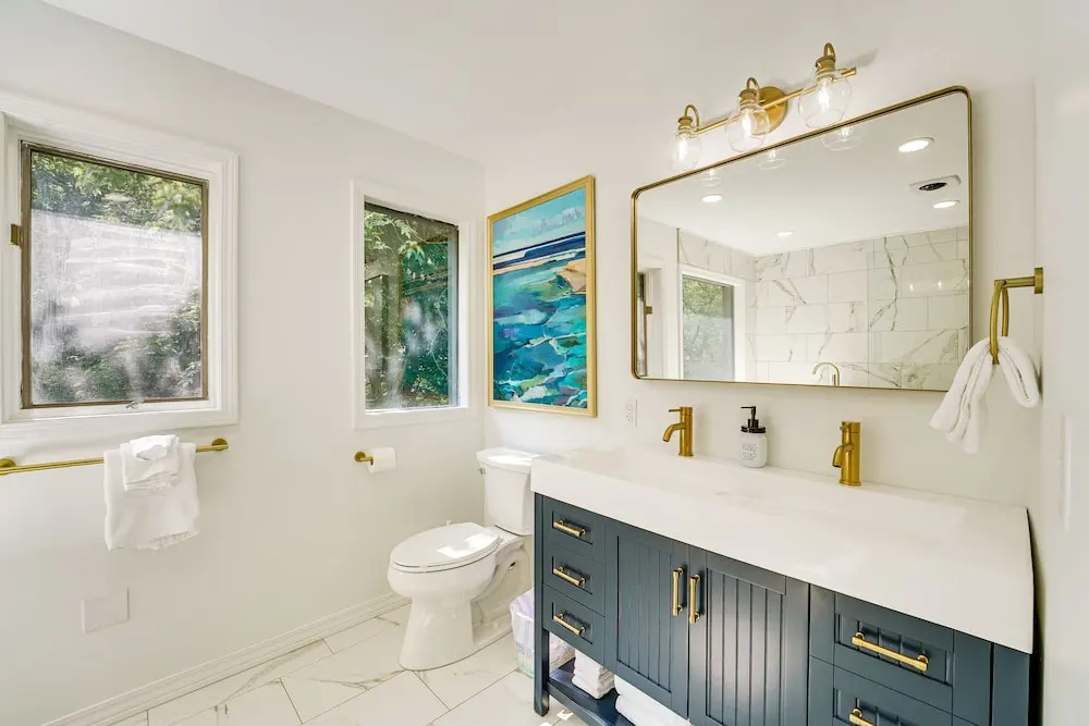 Private Beachfront Lake Michigan Rental w/ Kayaks