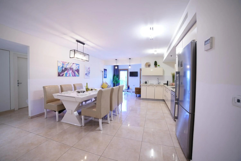 Art Apartment In Mamila - King David Residence