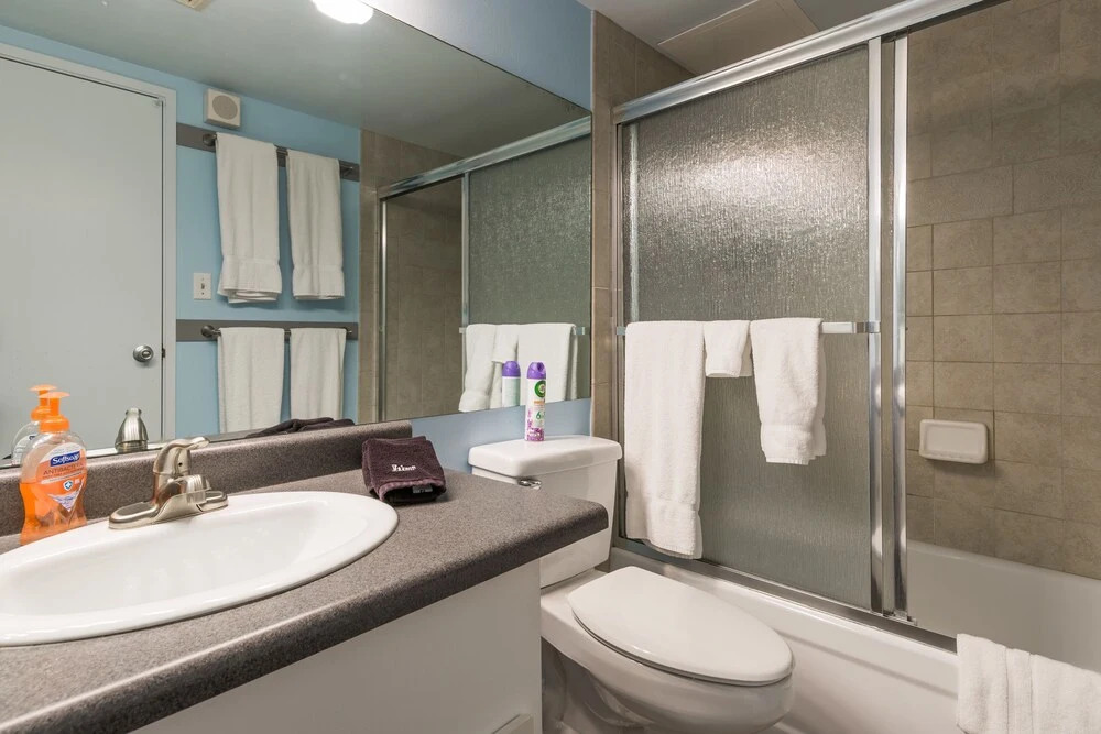 Stay Together Suites - Condominium Sleeps 14 with Iconic Vegas Views, Attached to The Cosmopolitan, NO RESORT FEES