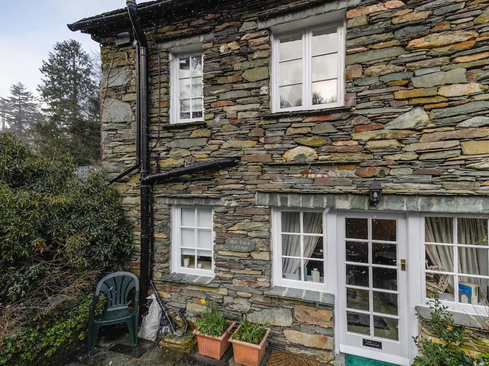 Delightful Cottage Situated in the Centre of Elterwater Village