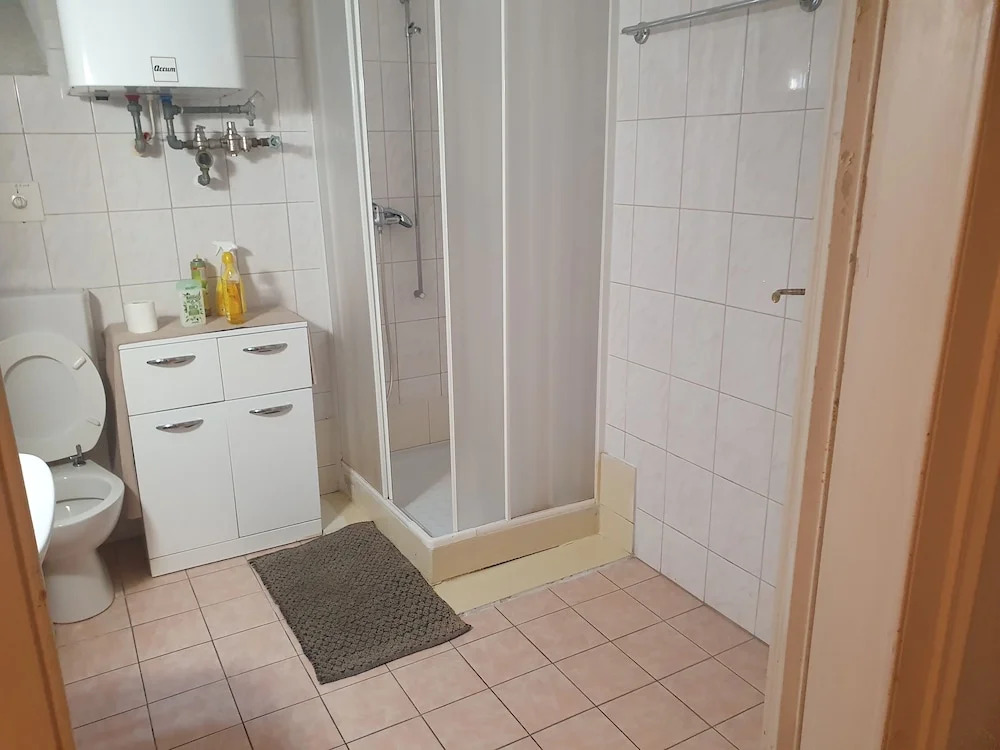 Family Groundfloor Flat Central Lugano