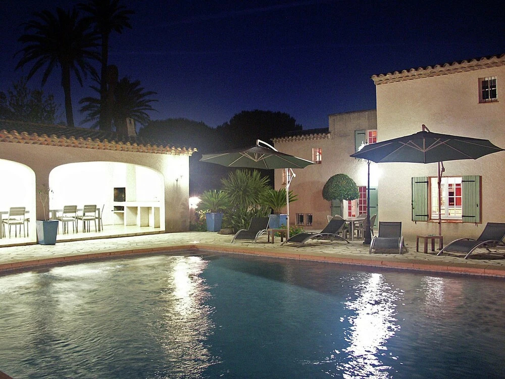 Sprawling Villa in Saint-tropez With Swimming Pool