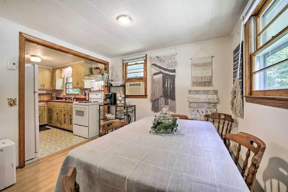 Cozy Franklin Cottage w/ Waterfront Views!