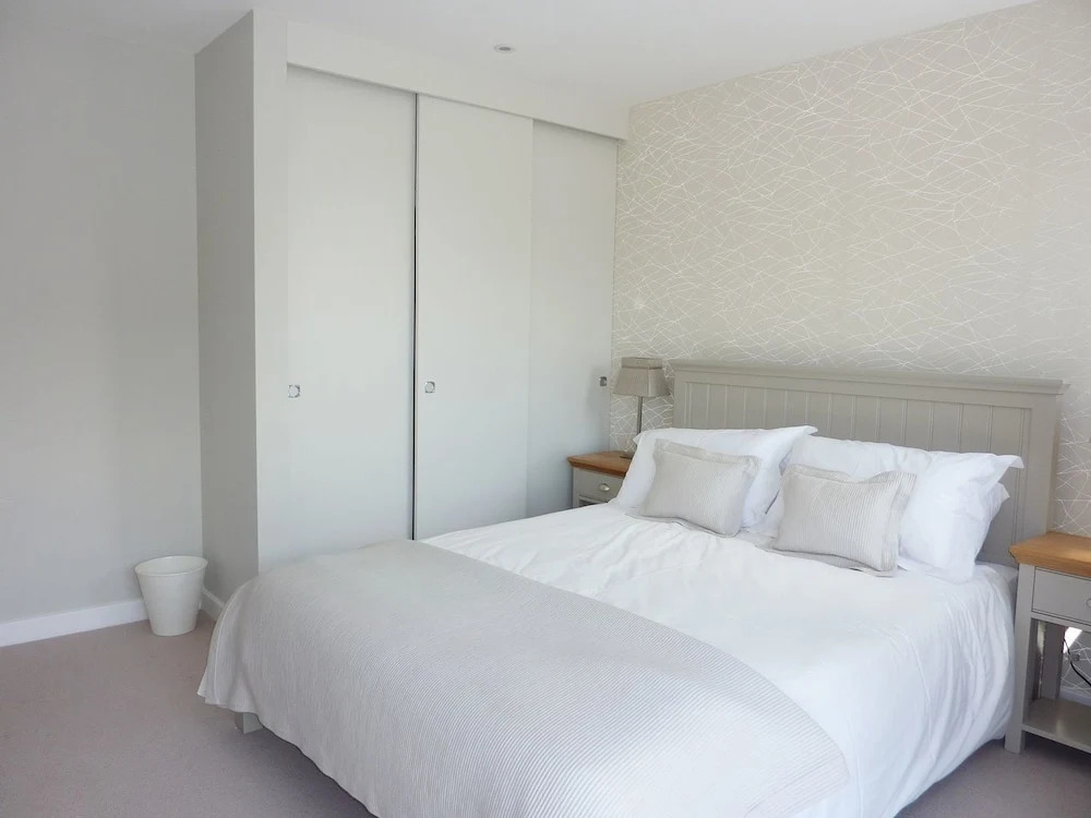 Flat 8 Seascape