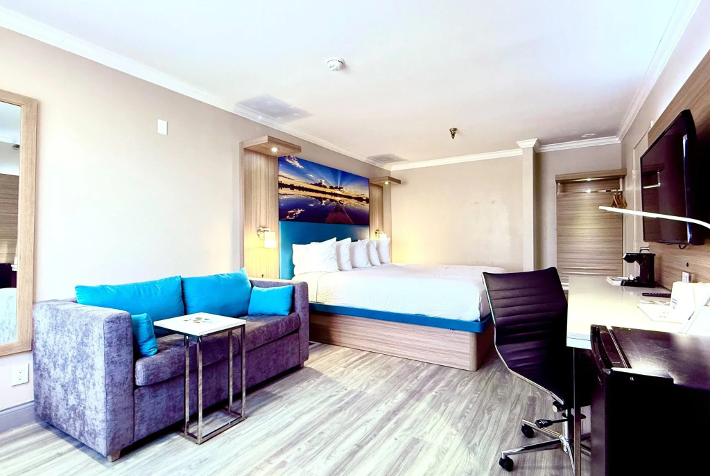 Days Inn by Wyndham Los Angeles LAX South Bay Beach City LA
