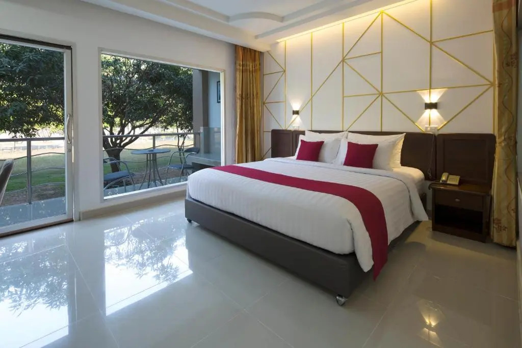 ARAYA HOTEL