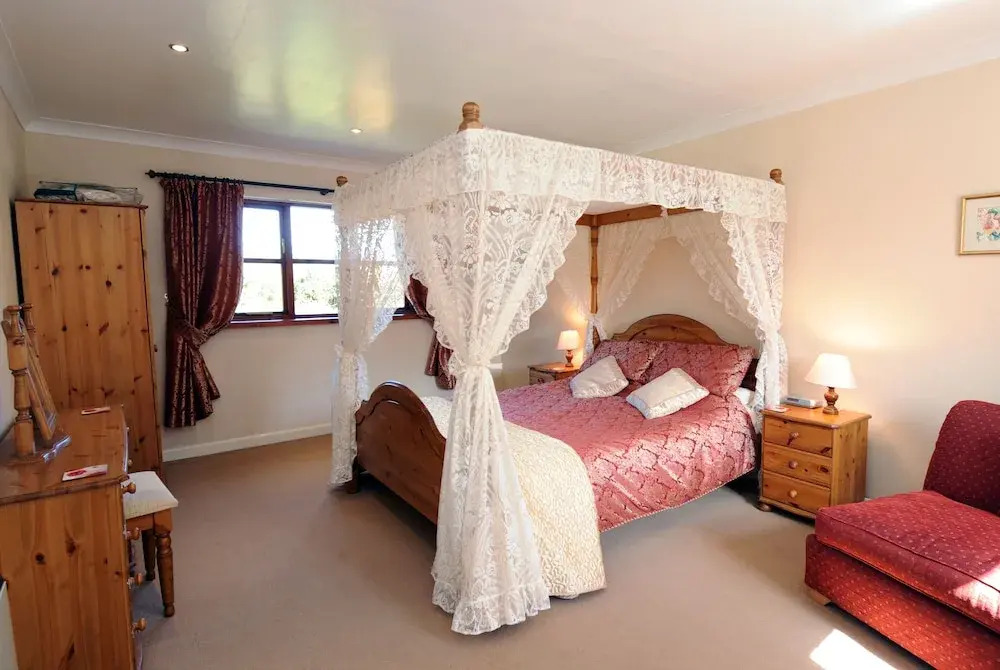 Cosy 1-bed Cottage w/ Hot Tub
