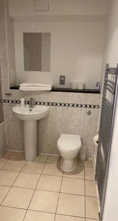 Stunning 2-bed Stratford Apartment