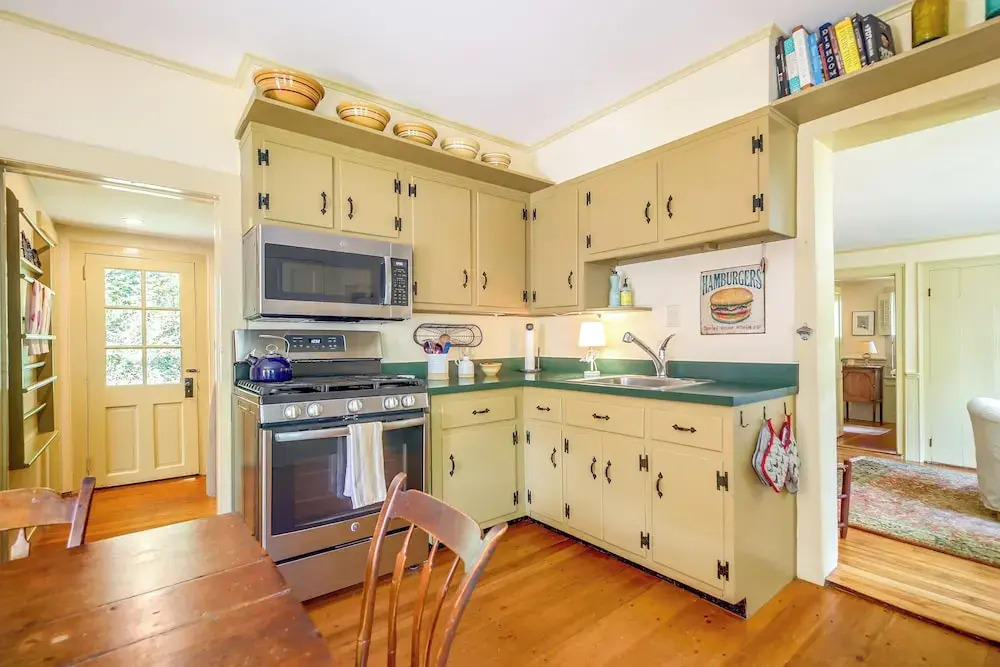 Warren Vacation Rental ~ 3 Mi to Sugarbush Resort!