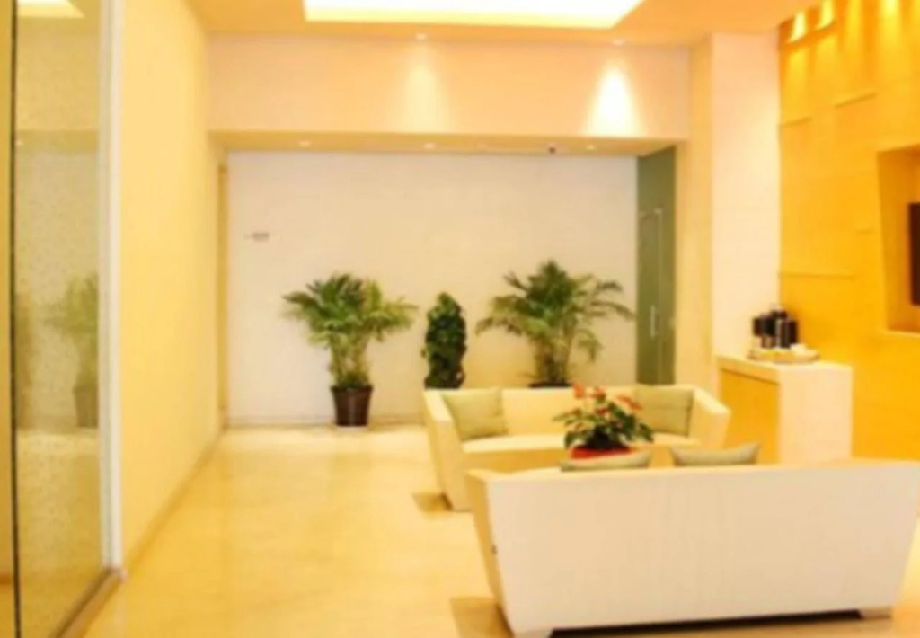 CYBO Station SSAW Shangpin Hotel Luohu Shenzhen