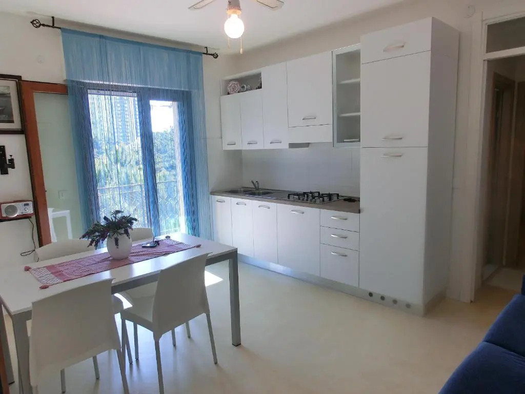 Lovely Renovated Flat With Terrace - Beahost