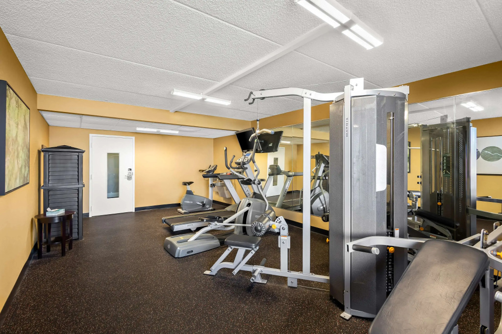 Best Western Luxbury Inn Fort Wayne