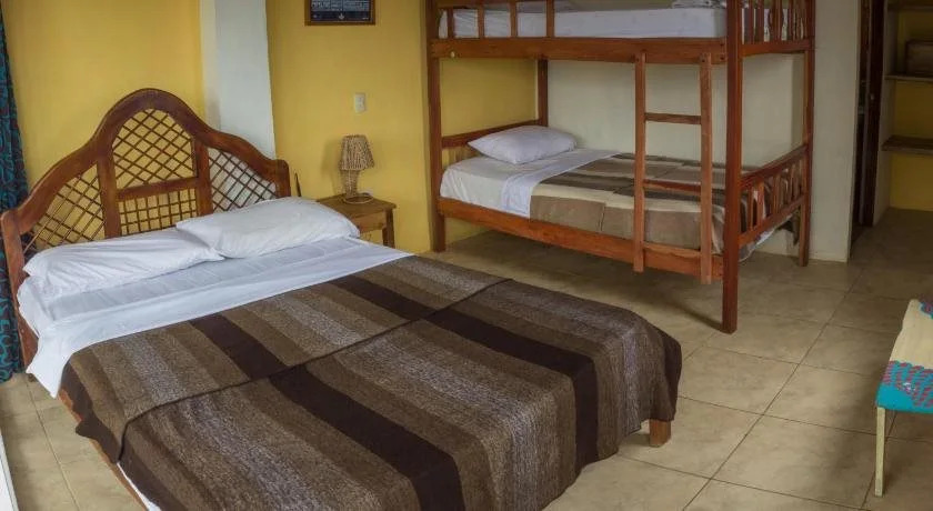 Hostal Moai