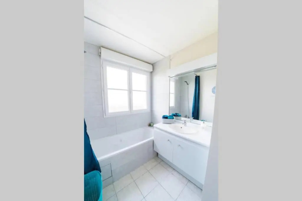 Le Lumineux-T2-43m2-Face Val D'europe-Disney