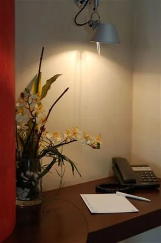 Hotel Athena