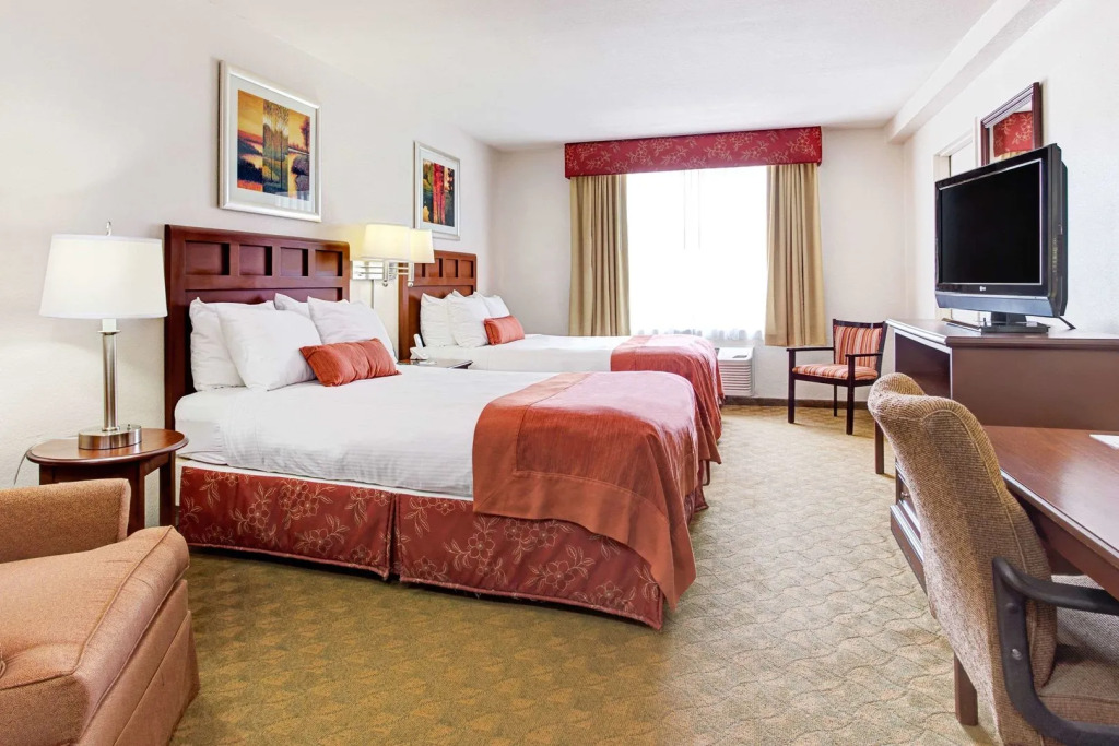 Holiday Inn - Tampa North by IHG