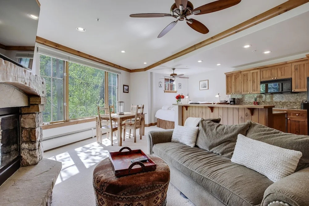 Beaver Creek Elkhorn Lodge 1 Bedroom Residence With Ski In, Ski Out Access And A Short Walk To Beaver Creek Village