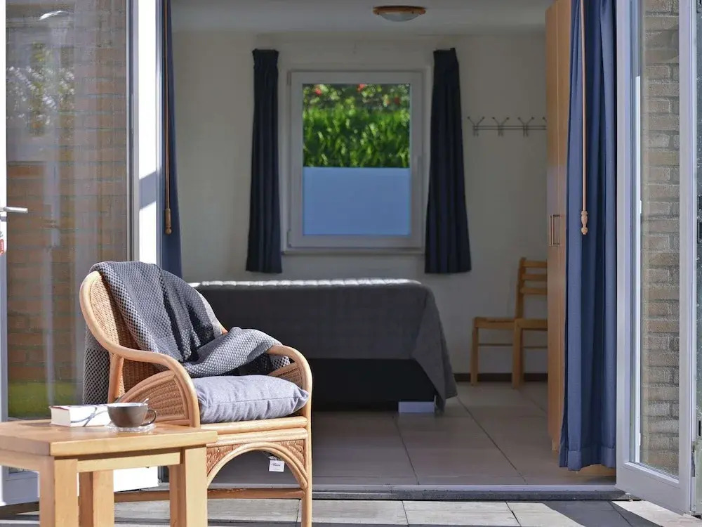 Bungalow Near Veerse Meer & Beach