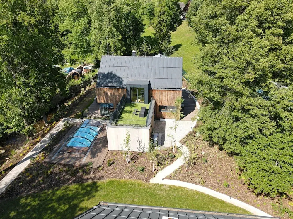 Villa in Cerny Dul With Pool & Sauna