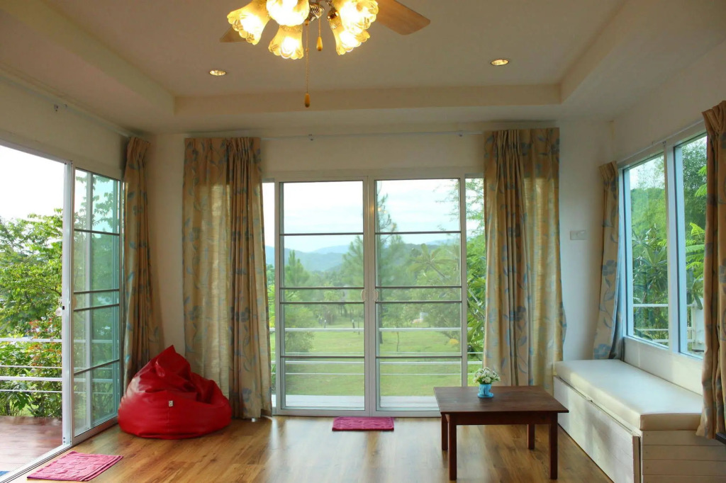 The Happiness Resort