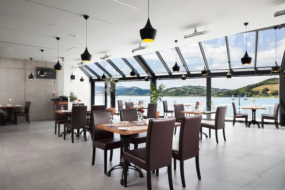 Heron Live Hotel Marina & SPA