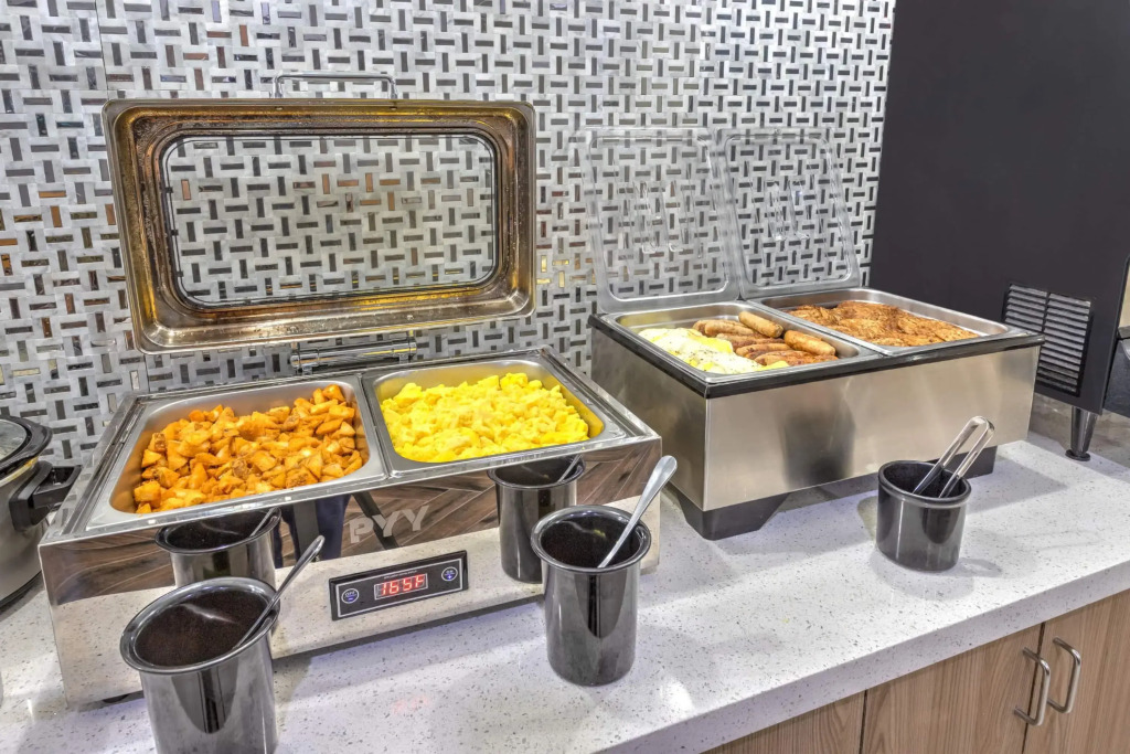 La Quinta Inn and Suites by Wyndham Paris
