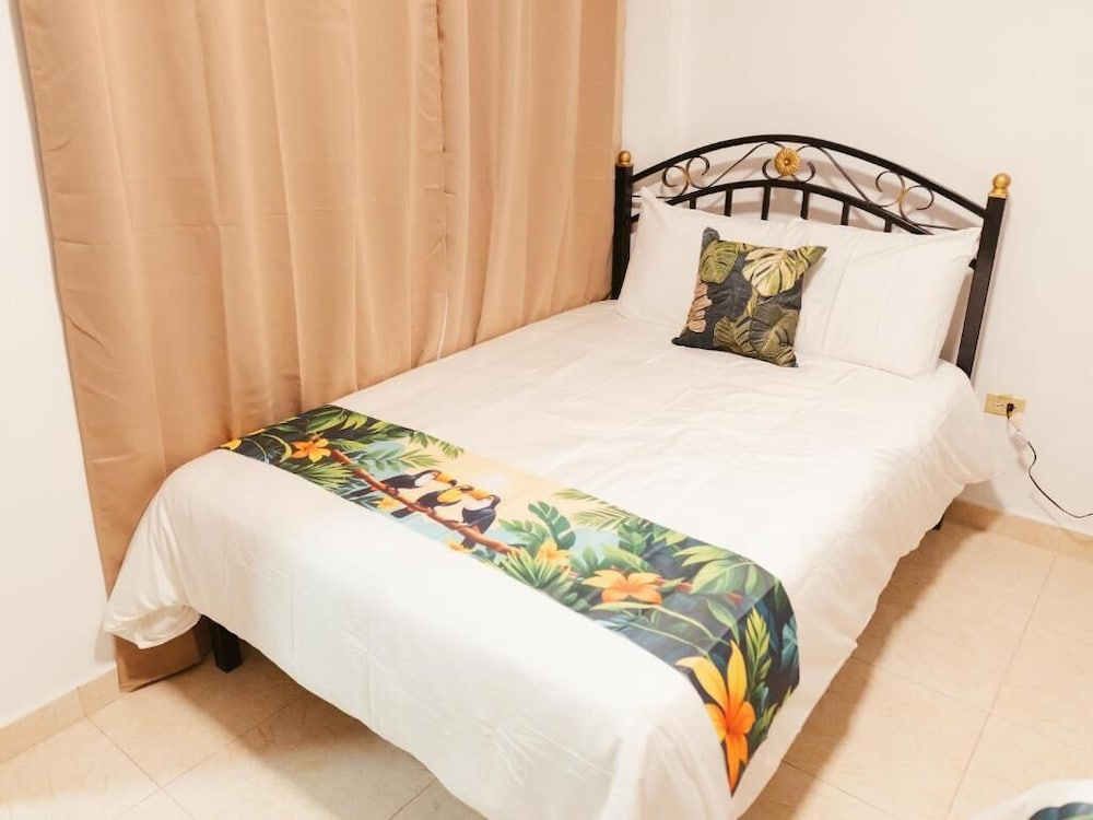 Hotel Plaza Los Tucanes