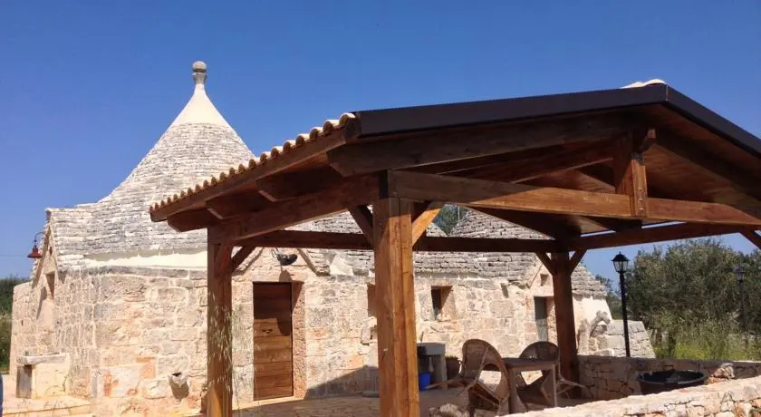 Trullos Foggia Rossa