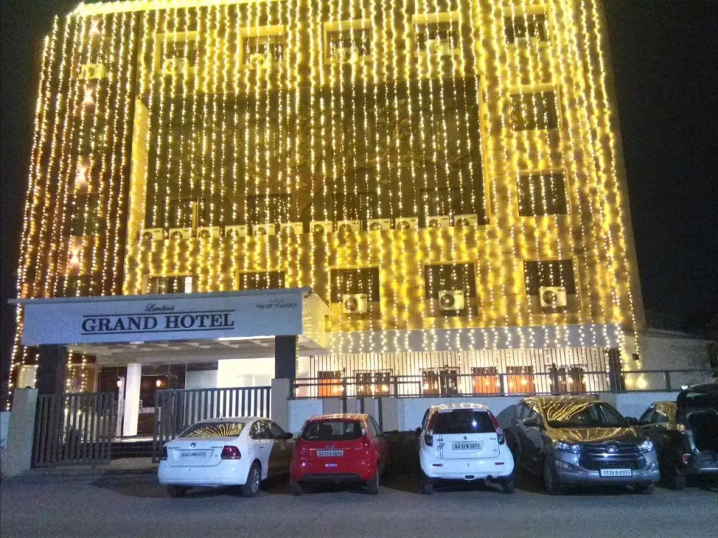 LUMBINIS GRAND HOTEL