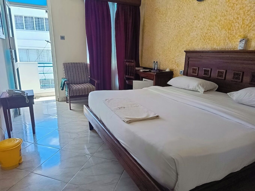 Suhufi Palace Hotel