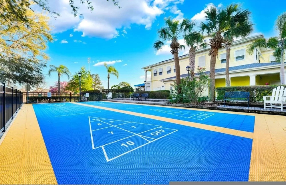 Go 38 - Bahama BAY in Davenport