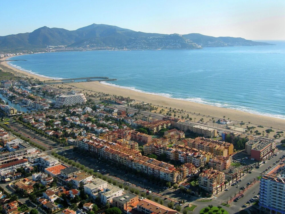 Modern Apartment in Empuriabrava Spain with Terrace