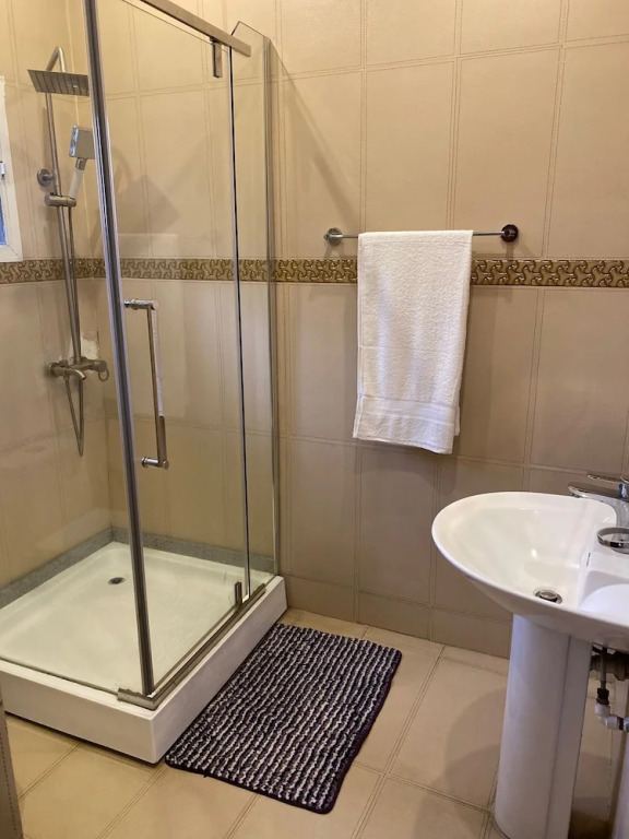 Tenny's Place Apartments Jabi