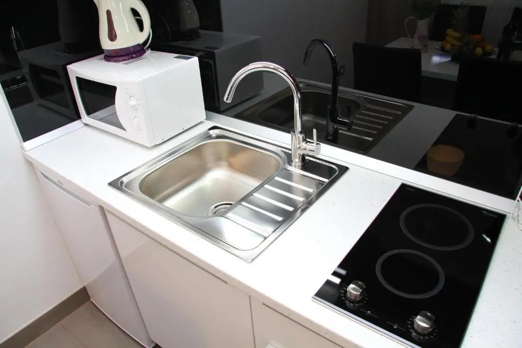 Studio Apartments Mirakul