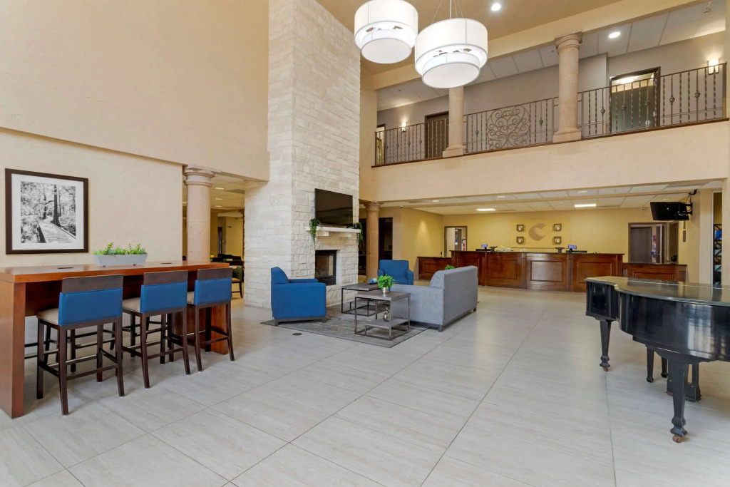 Comfort Suites Kingwood, Humble, New Caney, Houston IAH Airport