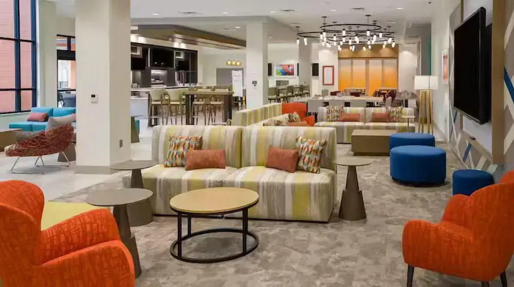 Hilton Garden Inn Kansas City Riverside