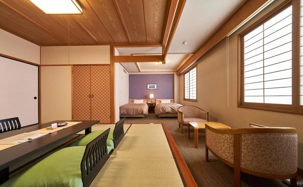 Hanabishi Hotel