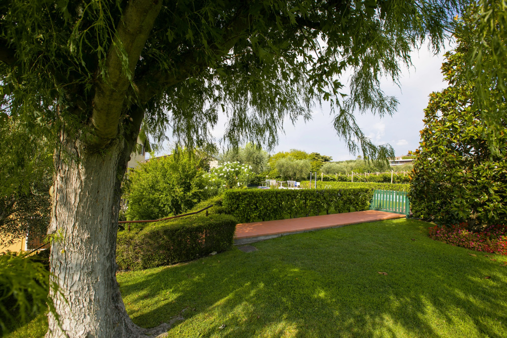 Bardolino Garden Pool & Tennis