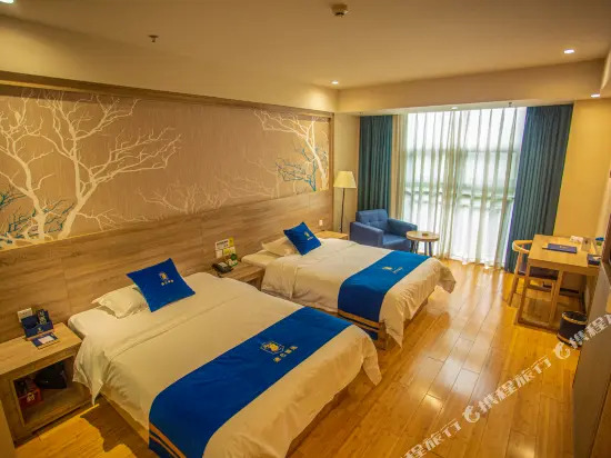 Super 8 Hotel