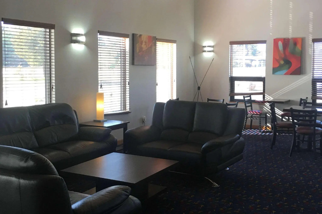 Econo Lodge Inn & Suites Wisconsin Dells