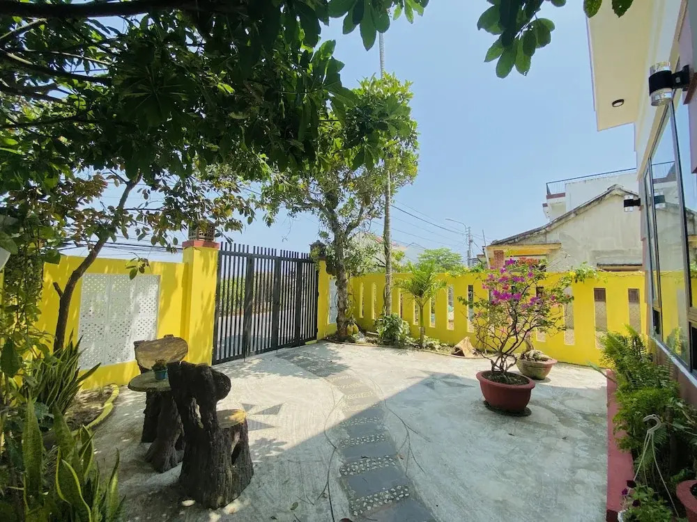 Field House Homestay