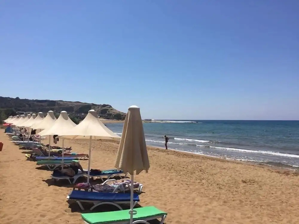 2-bed Bungalow, Sleeps 4 With Private Pool