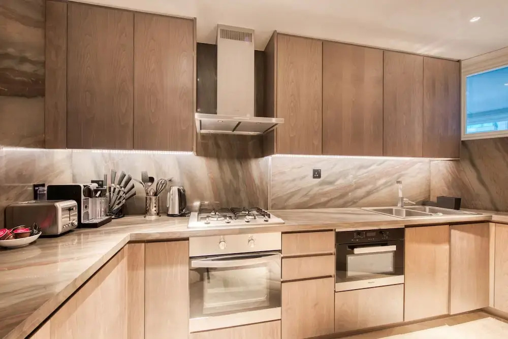 Maison Privee - SeaView Apt at Five Palm