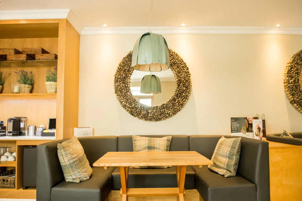 North Lakes Hotel and Spa
